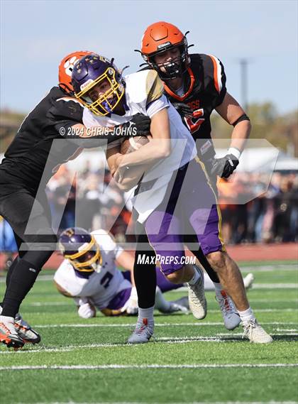 Thumbnail 3 in Taylorville @ Waterloo (IHSA 4A first round) photogallery.