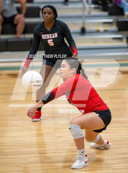 Thumbnail 1 in Carolina Friends vs. Berean Baptist Academy (Grace Christian School Crusader Classic) photogallery.