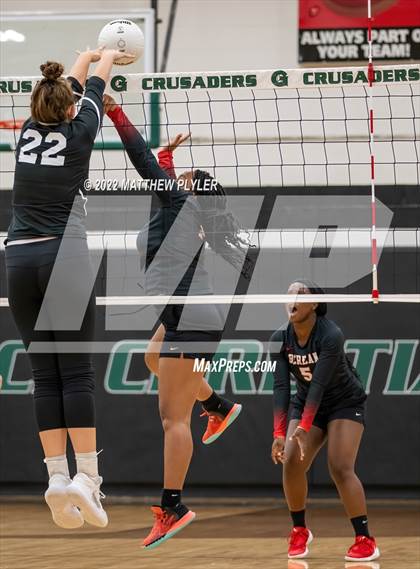 Thumbnail 1 in Carolina Friends vs. Berean Baptist Academy (Grace Christian School Crusader Classic) photogallery.