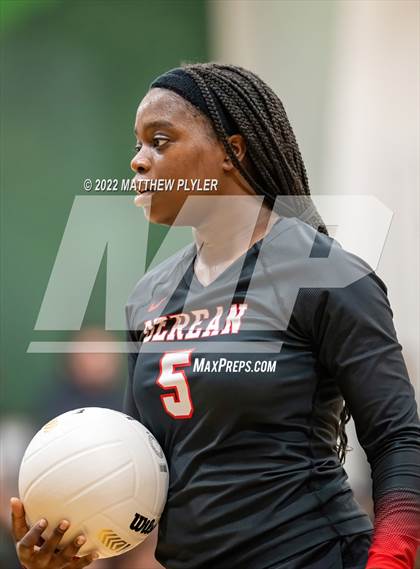 Thumbnail 2 in Carolina Friends vs. Berean Baptist Academy (Grace Christian School Crusader Classic) photogallery.