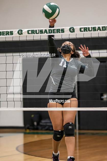 Thumbnail 1 in Carolina Friends vs. Berean Baptist Academy (Grace Christian School Crusader Classic) photogallery.