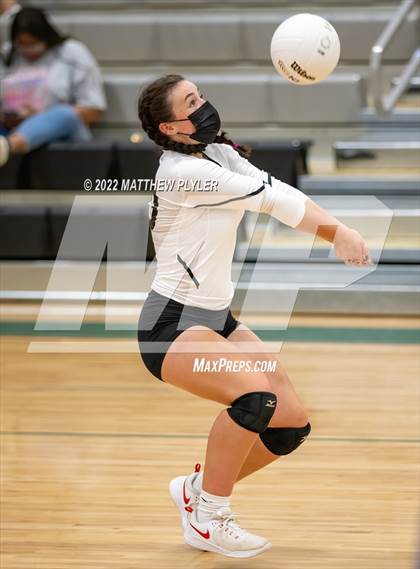 Thumbnail 1 in Carolina Friends vs. Berean Baptist Academy (Grace Christian School Crusader Classic) photogallery.
