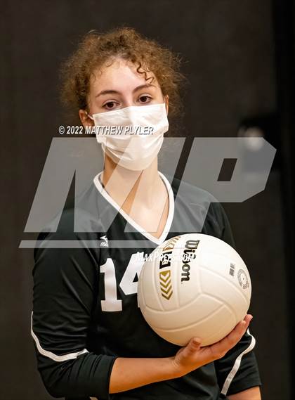 Thumbnail 1 in Carolina Friends vs. Berean Baptist Academy (Grace Christian School Crusader Classic) photogallery.
