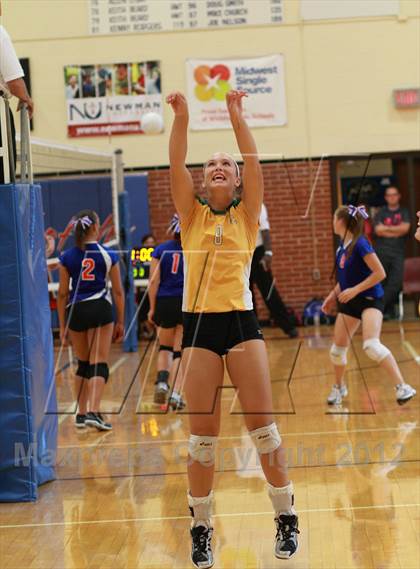 Thumbnail 2 in Carroll vs Kapaun Mt. Carmel (Wichita South Triangular) photogallery.