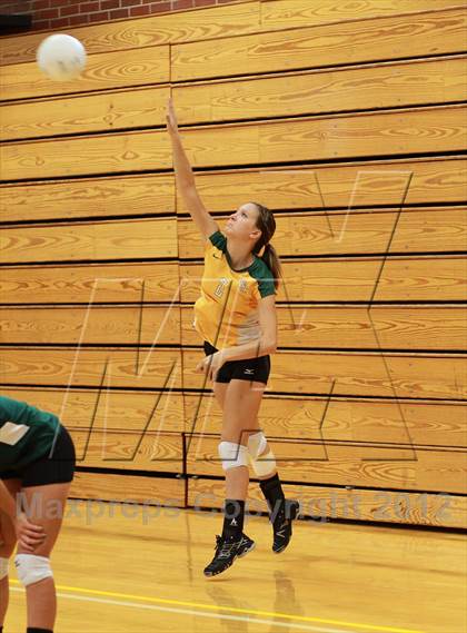 Thumbnail 1 in Carroll vs Kapaun Mt. Carmel (Wichita South Triangular) photogallery.