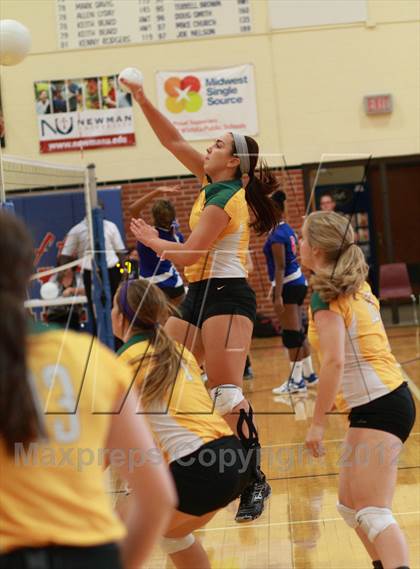 Thumbnail 2 in Carroll vs Kapaun Mt. Carmel (Wichita South Triangular) photogallery.