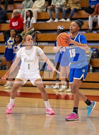 Thumbnail 3 in McEachern vs. Grayson (Georgia Nike Elite Showcase) photogallery.