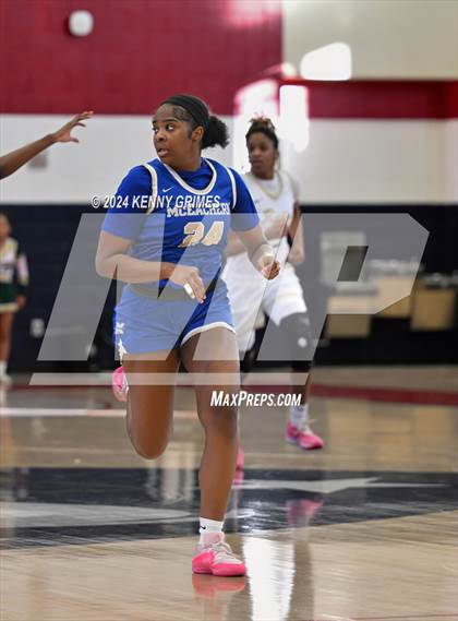 Thumbnail 3 in McEachern vs. Grayson (Georgia Nike Elite Showcase) photogallery.