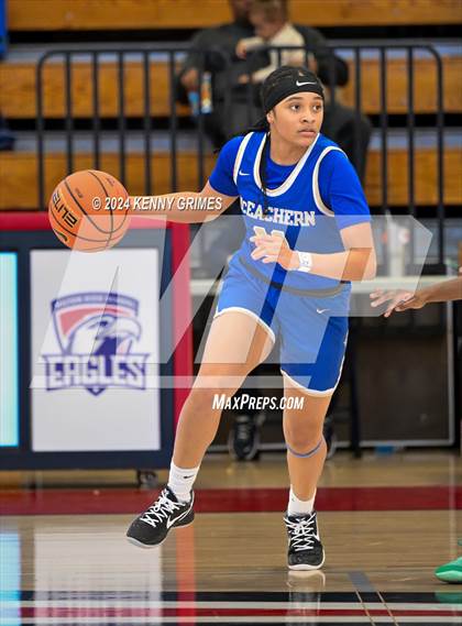 Thumbnail 3 in McEachern vs. Grayson (Georgia Nike Elite Showcase) photogallery.