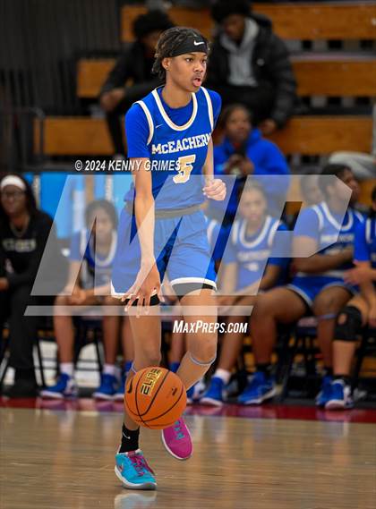 Thumbnail 1 in McEachern vs. Grayson (Georgia Nike Elite Showcase) photogallery.