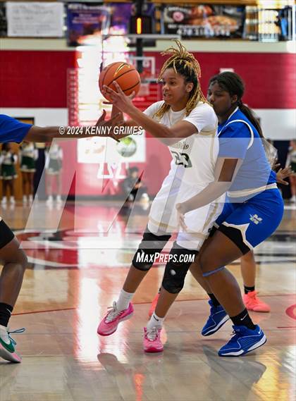 Thumbnail 3 in McEachern vs. Grayson (Georgia Nike Elite Showcase) photogallery.