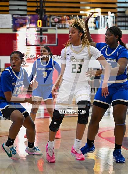 Thumbnail 2 in McEachern vs. Grayson (Georgia Nike Elite Showcase) photogallery.