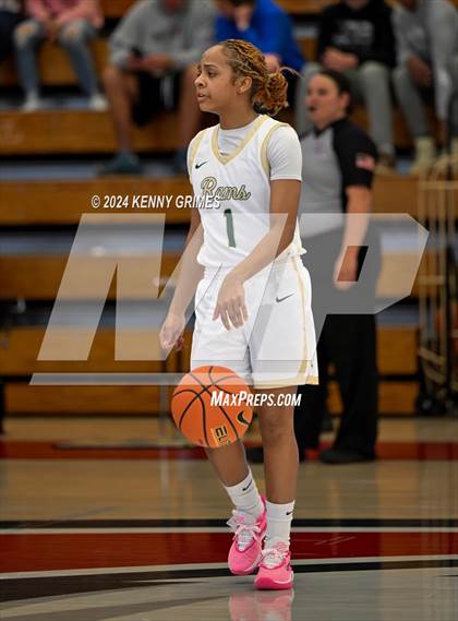 Thumbnail 1 in McEachern vs. Grayson (Georgia Nike Elite Showcase) photogallery.