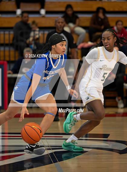Thumbnail 2 in McEachern vs. Grayson (Georgia Nike Elite Showcase) photogallery.
