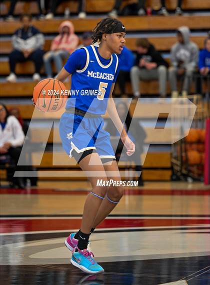 Thumbnail 3 in McEachern vs. Grayson (Georgia Nike Elite Showcase) photogallery.
