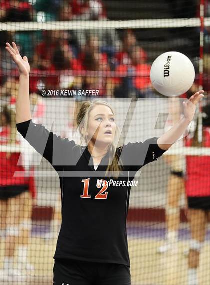 Thumbnail 3 in Kit Carson vs. Kiowa (CHSAA 1A Semifinal) photogallery.
