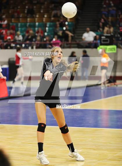 Thumbnail 2 in Kit Carson vs. Kiowa (CHSAA 1A Semifinal) photogallery.