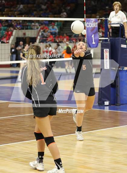 Thumbnail 2 in Kit Carson vs. Kiowa (CHSAA 1A Semifinal) photogallery.