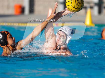 Thumbnail 1 in Escondido @ Del Norte photogallery.