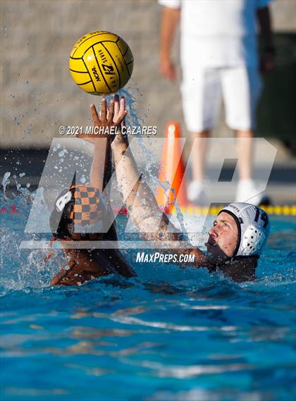 Thumbnail 1 in Escondido @ Del Norte photogallery.