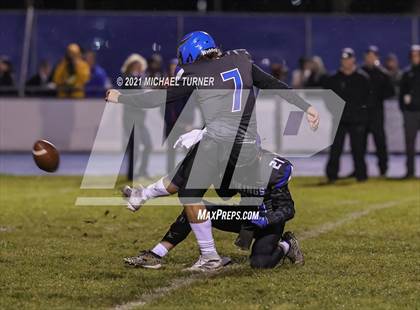 Thumbnail 2 in Eagle vs Coeur d'Alene (5A State Playoff) photogallery.