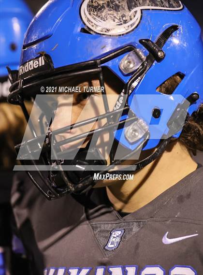 Thumbnail 1 in Eagle vs Coeur d'Alene (5A State Playoff) photogallery.