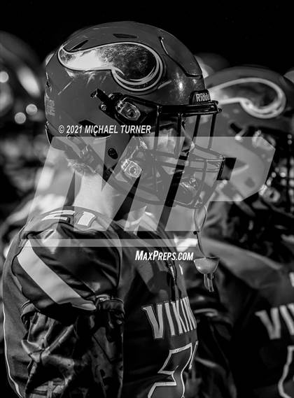 Thumbnail 1 in Eagle vs Coeur d'Alene (5A State Playoff) photogallery.