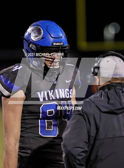 Thumbnail 3 in Eagle vs Coeur d'Alene (5A State Playoff) photogallery.