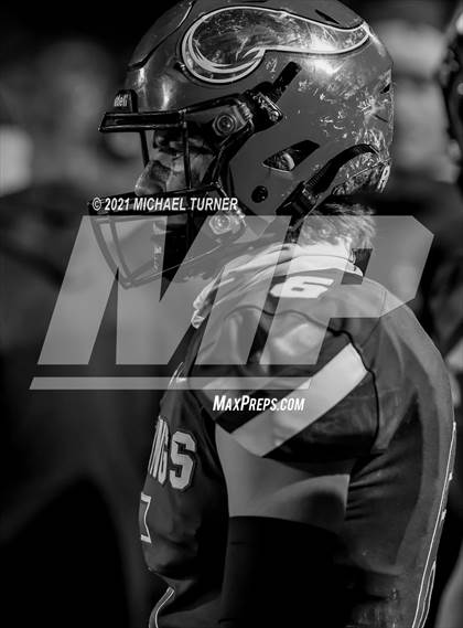 Thumbnail 1 in Eagle vs Coeur d'Alene (5A State Playoff) photogallery.