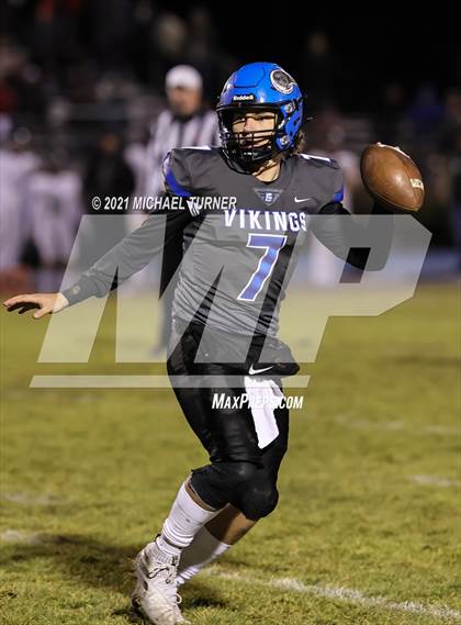 Thumbnail 3 in Eagle vs Coeur d'Alene (5A State Playoff) photogallery.