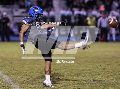 Thumbnail 2 in Eagle vs Coeur d'Alene (5A State Playoff) photogallery.