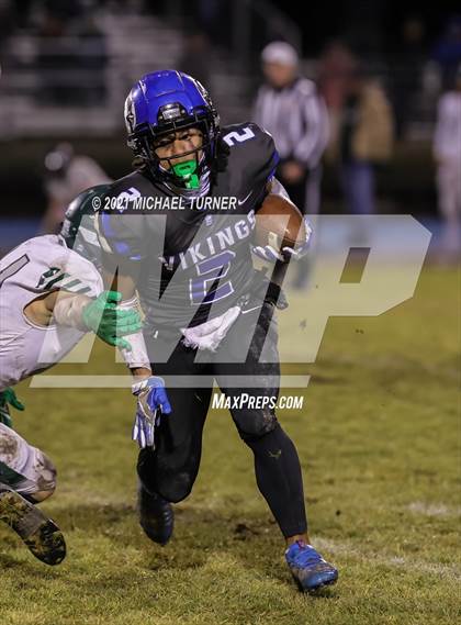 Thumbnail 1 in Eagle vs Coeur d'Alene (5A State Playoff) photogallery.