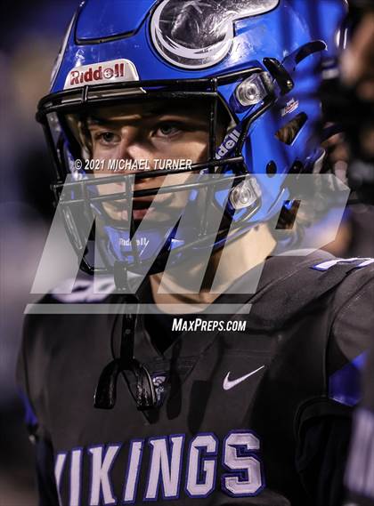 Thumbnail 3 in Eagle vs Coeur d'Alene (5A State Playoff) photogallery.
