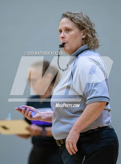 Thumbnail 2 in Ardrey Kell vs Cardinal Gibbons (Inaugural East vs West Clash) photogallery.