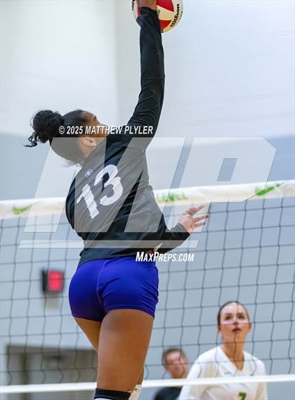 Thumbnail 3 in Ardrey Kell vs Cardinal Gibbons (Inaugural East vs West Clash) photogallery.