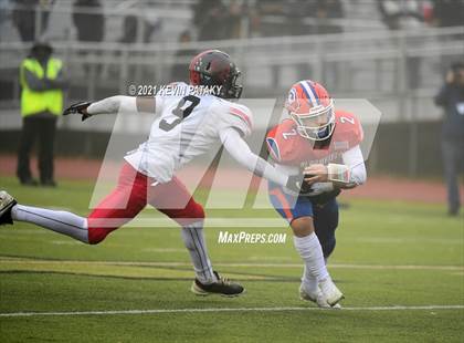 Thumbnail 1 in Cromwell/Portland vs. Bloomfield (CIAC Class S Final) photogallery.