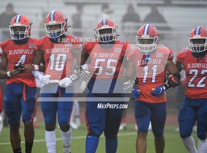 Thumbnail 2 in Cromwell/Portland vs. Bloomfield (CIAC Class S Final) photogallery.