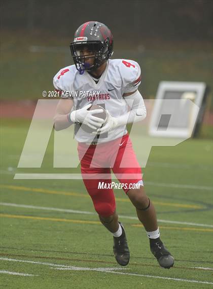 Thumbnail 2 in Cromwell/Portland vs. Bloomfield (CIAC Class S Final) photogallery.
