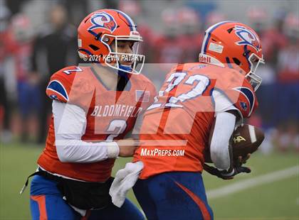 Thumbnail 1 in Cromwell/Portland vs. Bloomfield (CIAC Class S Final) photogallery.