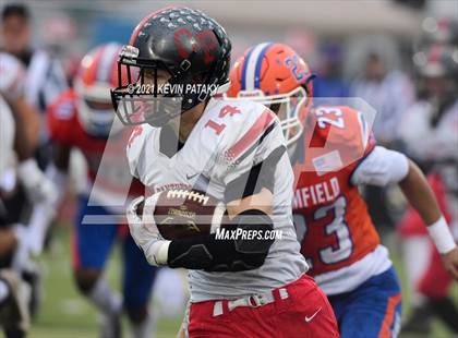 Thumbnail 2 in Cromwell/Portland vs. Bloomfield (CIAC Class S Final) photogallery.