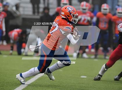 Thumbnail 3 in Cromwell/Portland vs. Bloomfield (CIAC Class S Final) photogallery.