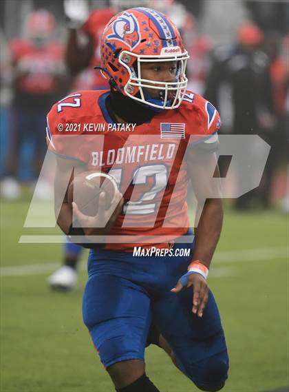Thumbnail 1 in Cromwell/Portland vs. Bloomfield (CIAC Class S Final) photogallery.