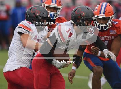 Thumbnail 2 in Cromwell/Portland vs. Bloomfield (CIAC Class S Final) photogallery.