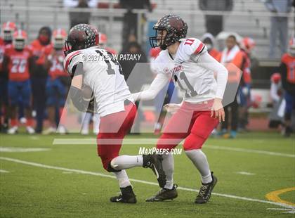 Thumbnail 2 in Cromwell/Portland vs. Bloomfield (CIAC Class S Final) photogallery.