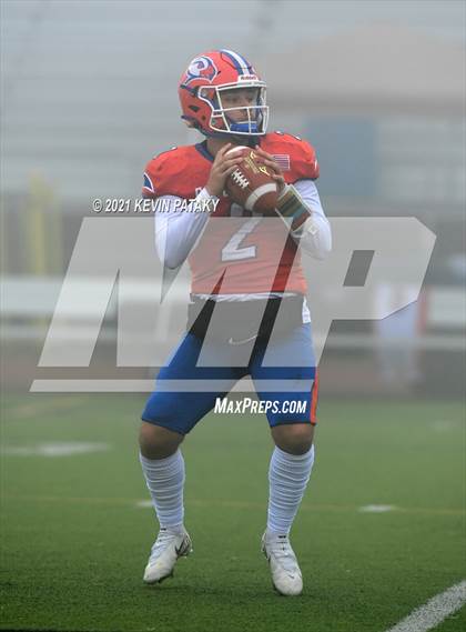 Thumbnail 1 in Cromwell/Portland vs. Bloomfield (CIAC Class S Final) photogallery.