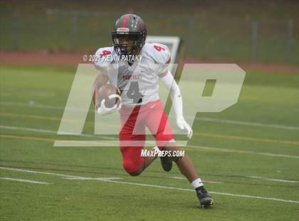 Thumbnail 1 in Cromwell/Portland vs. Bloomfield (CIAC Class S Final) photogallery.