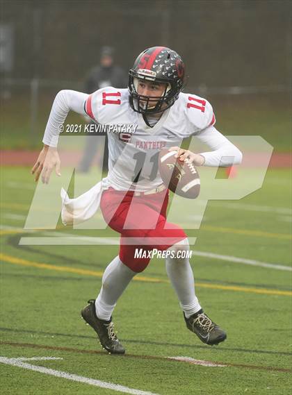 Thumbnail 3 in Cromwell/Portland vs. Bloomfield (CIAC Class S Final) photogallery.