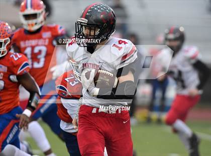 Thumbnail 3 in Cromwell/Portland vs. Bloomfield (CIAC Class S Final) photogallery.