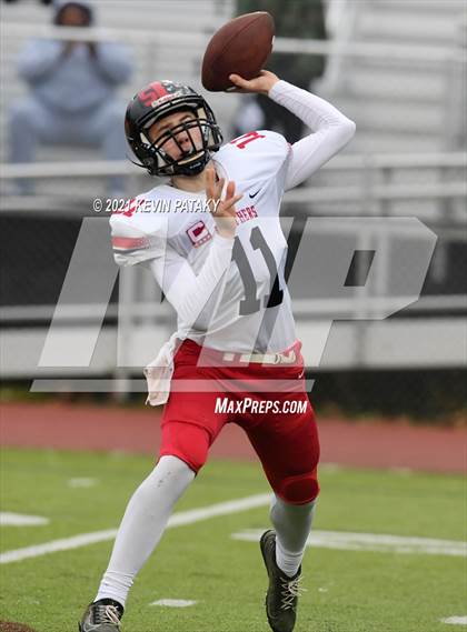Thumbnail 2 in Cromwell/Portland vs. Bloomfield (CIAC Class S Final) photogallery.