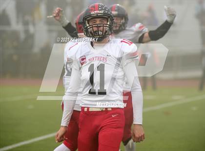 Thumbnail 1 in Cromwell/Portland vs. Bloomfield (CIAC Class S Final) photogallery.
